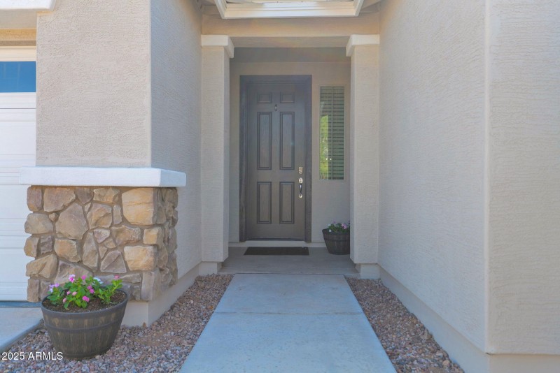 44-web-or-mls-P1303713