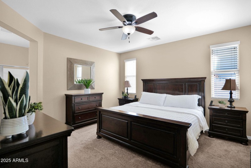 33-web-or-mls-P1303679