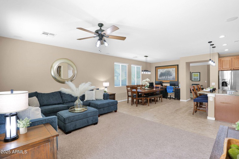 27-web-or-mls-P1303675