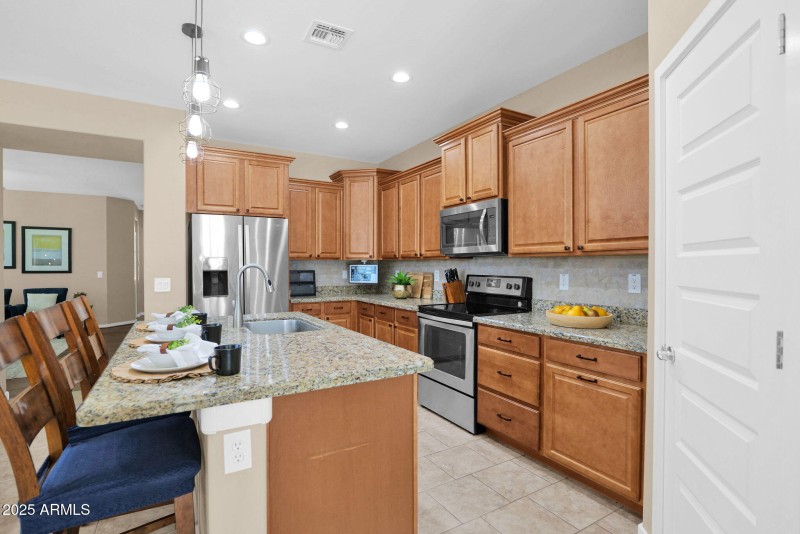 19-web-or-mls-P1303654