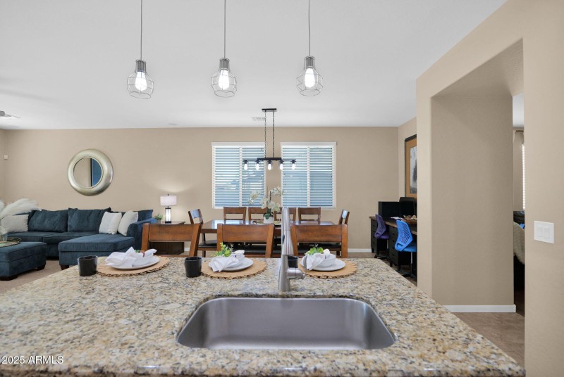 20-web-or-mls-P1303656