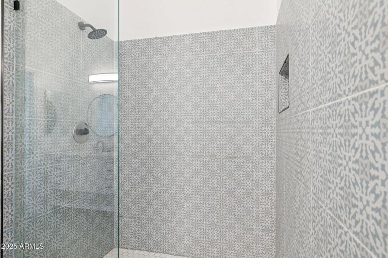 22-web-or-mls-4206-e-agave-rd