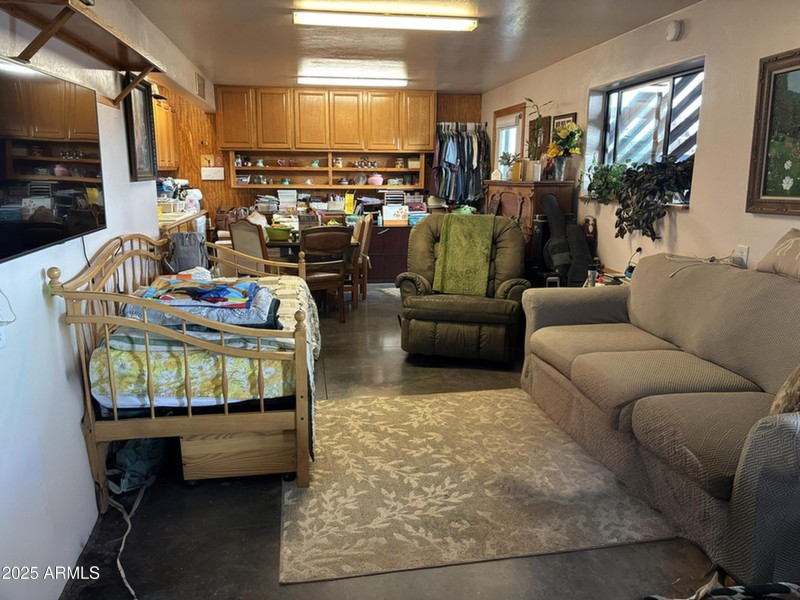 148b20ee-59a0-4054-8fe6-9279aee34b88