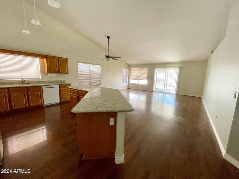 20210626034346683831000000-o