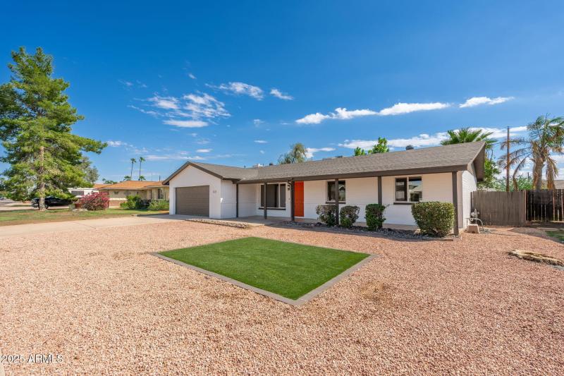 3121 W Hearn Rd - 02