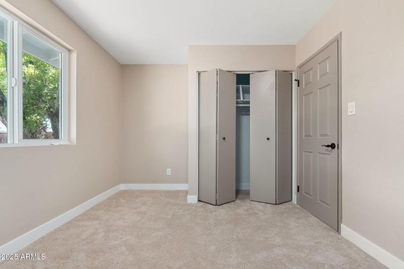 3121 W Hearn Rd - 19