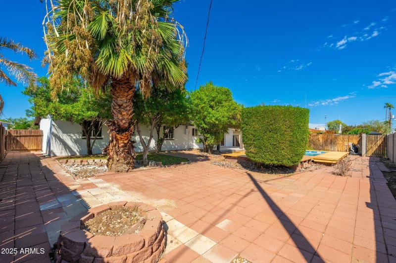 3121 W Hearn Rd - 39