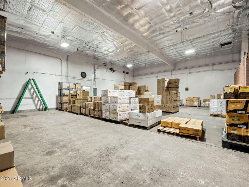 42-web-or-mls-4239 N 40th Ave-33