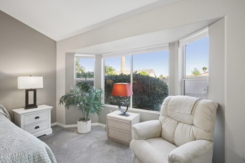 Primary bedroom sitting area