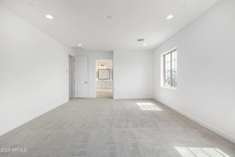 Lot 34 reverse primary suite