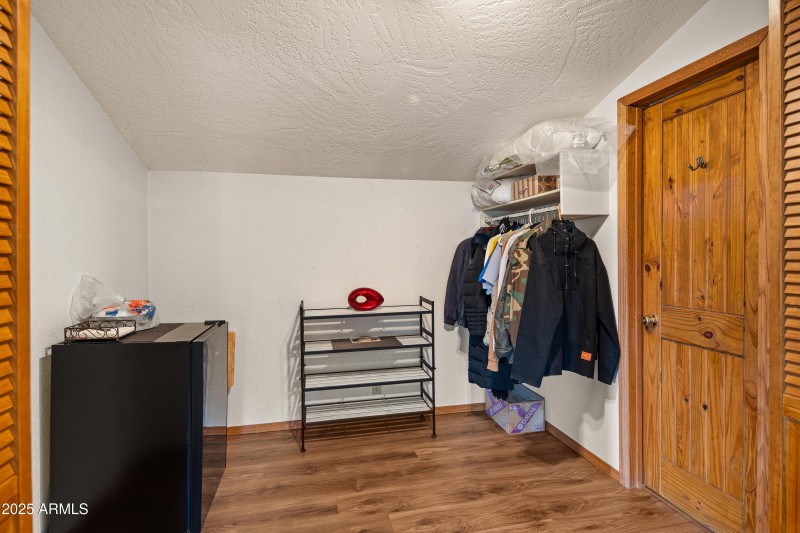 JL_747MountainShadows-interiors-Upstairs