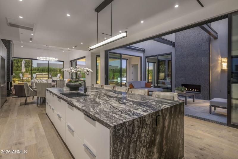 Pocket Doors to Courtyard