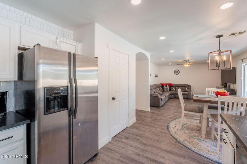 10-web-or-mls-Butler-10