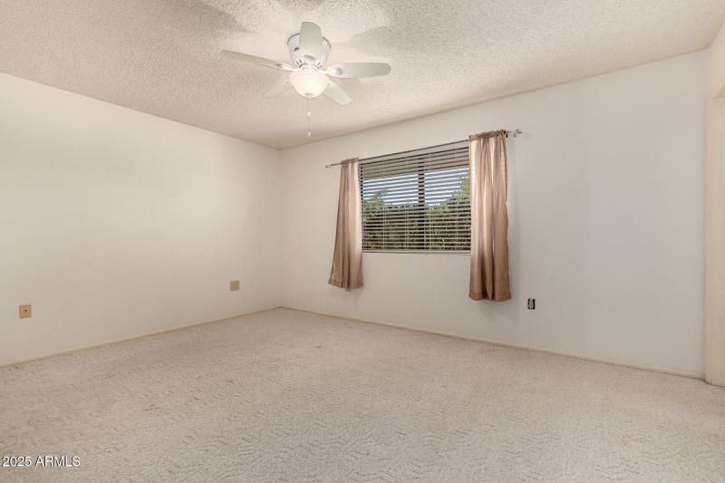 15 - Crystal Lake 12735