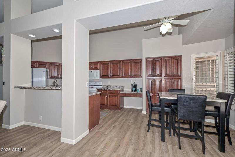 Kitchen-Breakfast Room