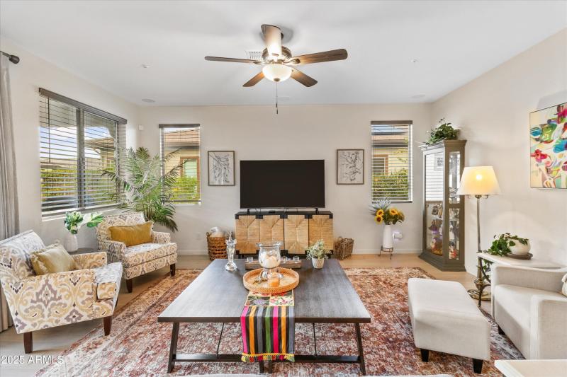 Open Living with Natural Light