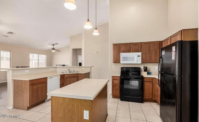 D5B7C210-02B8-422D-8856-C36982C62027_1_2