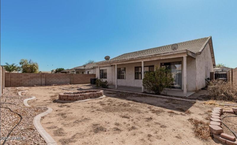 2D934658-A181-40A7-A7B9-7A363D73D468_1_2