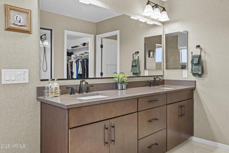 Stunning Primary Bath