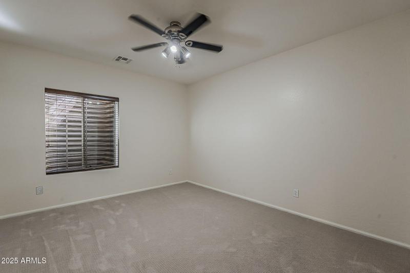 33-web-or-mls-Tamarisk-33