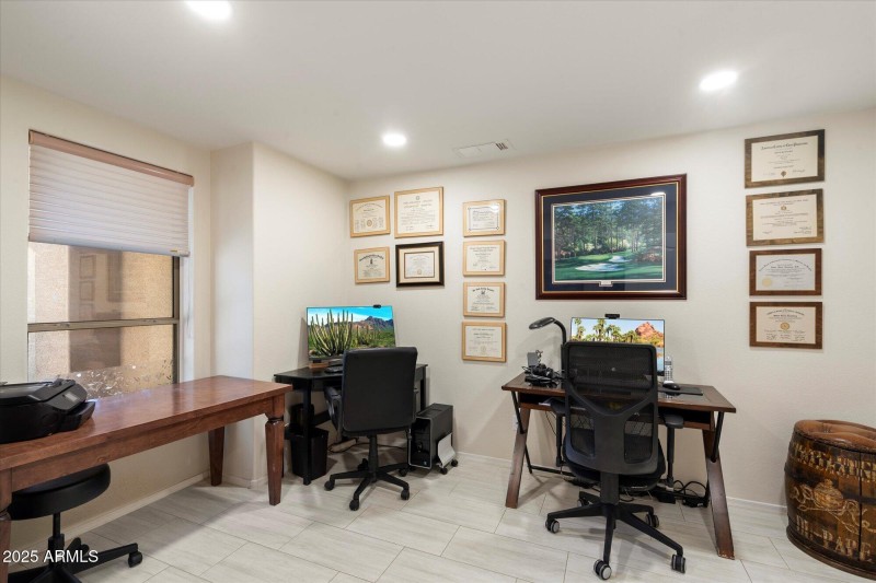 Office /Fourth Bedroom