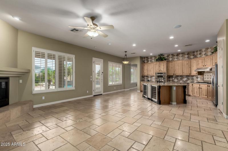 3531 E Norwood Circle