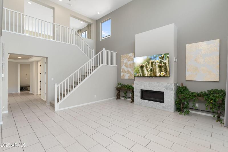 19-web-or-mls-DSC06028 copy