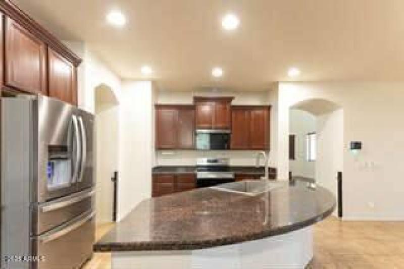 Nice stainless appliances