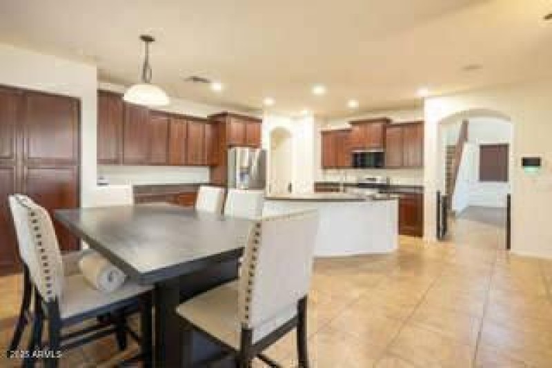 Tiled spacious entertaining