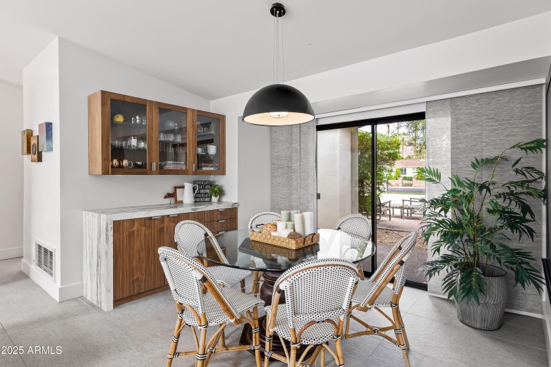 Dining Nook w/ Mountain Views