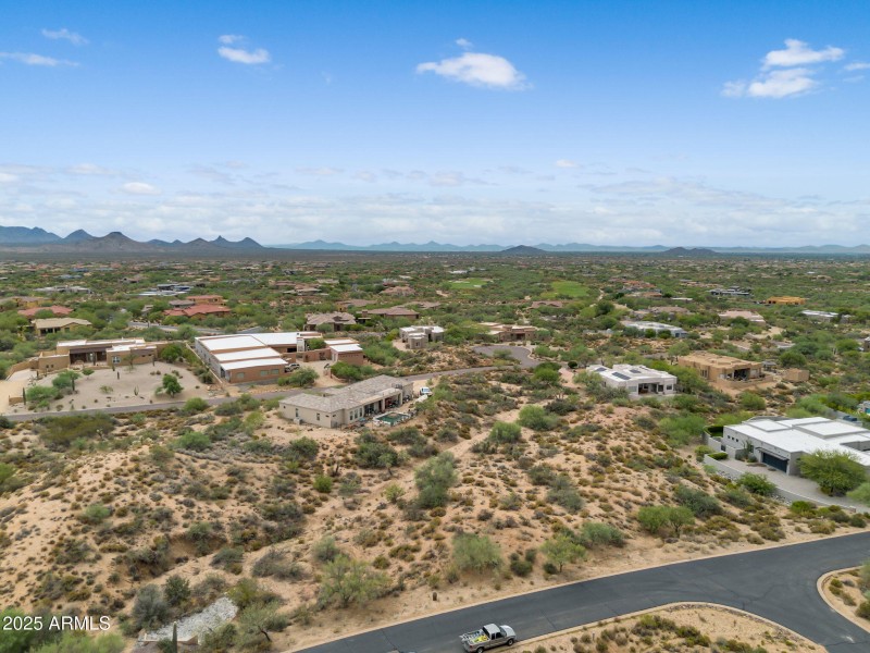 14-web-or-mls-DJI_0689