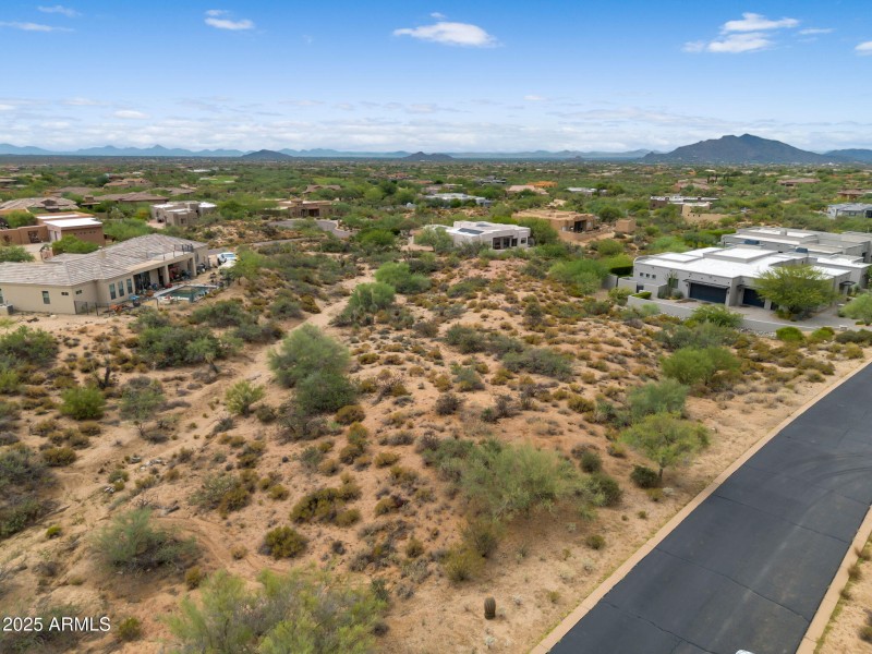 7-web-or-mls-DJI_0668