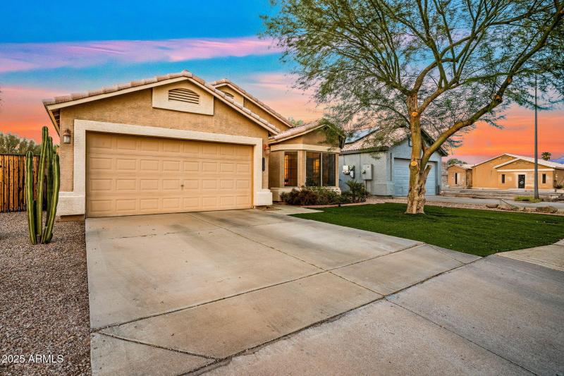 4-web-or-mls-11340 East Caballero Street