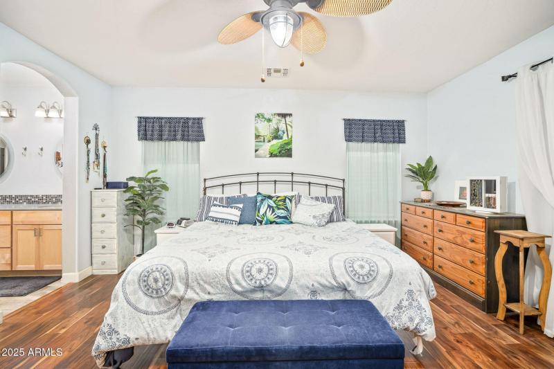 21-web-or-mls-11340 East Caballero Stree