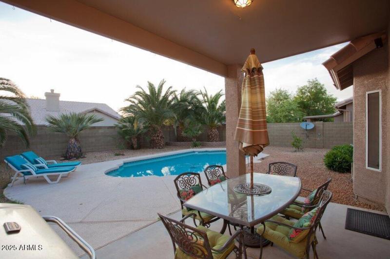 12) 62910-68cb4b99226e8