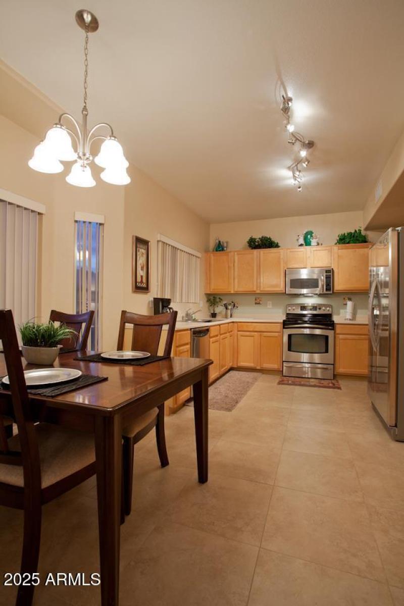 33) 62910-68cb4b8622f7f