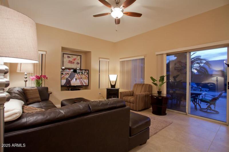 38) 62910-68cb4b8a57f64