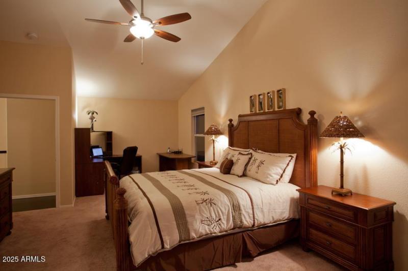 63) 62910-68cb4b91bd953