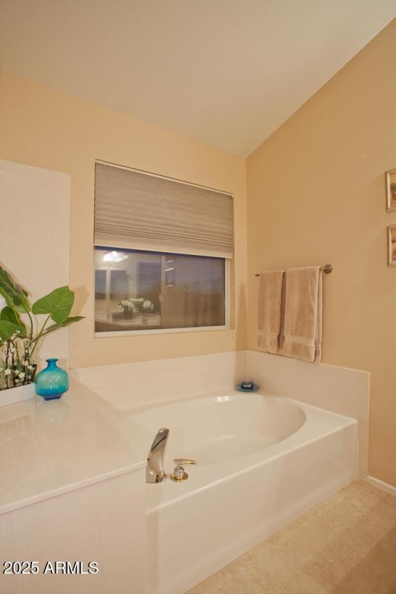 67) 62910-68cb4b935270e