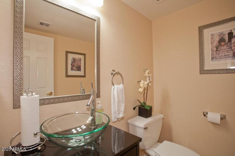 75) 62910-68cb4b93423c9