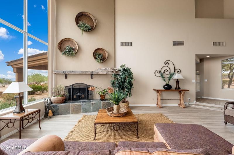 17047 E Dixileta Dr - 12