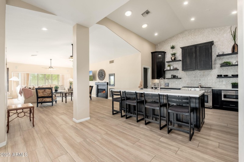 17047 E Dixileta Dr - 17