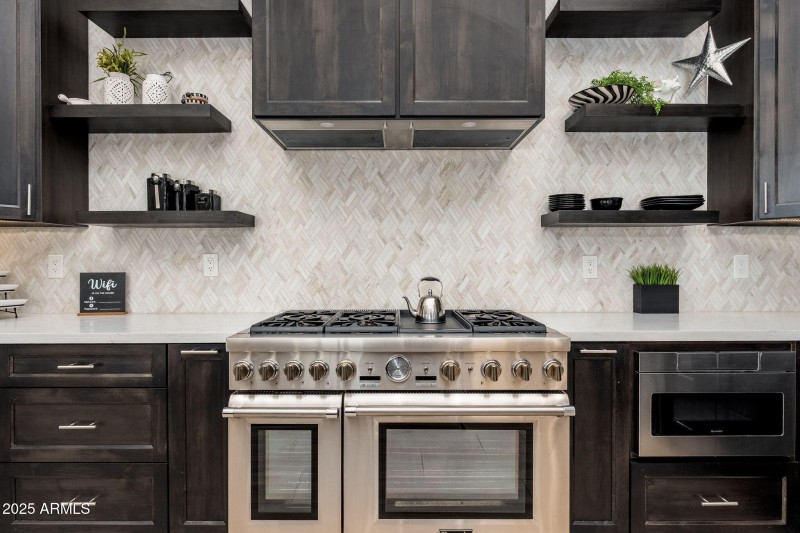 17047 E Dixileta Dr - 22