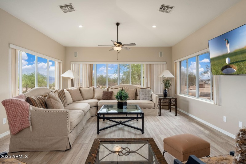 17047 E Dixileta Dr - 25