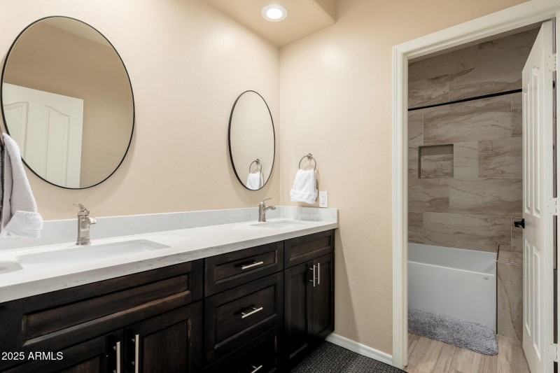 17047 E Dixileta Dr - 47