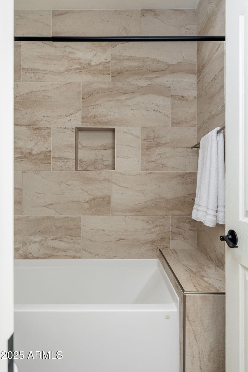 17047 E Dixileta Dr - 48