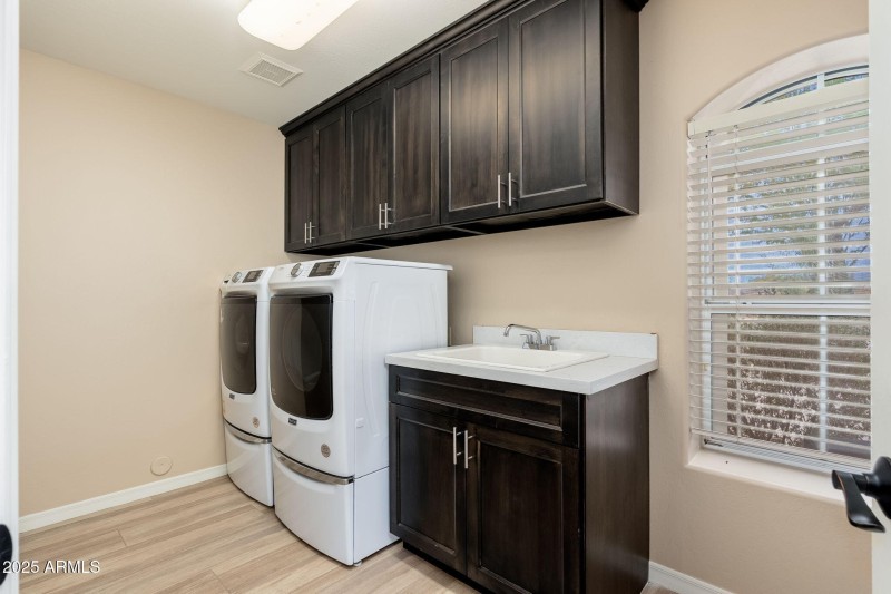 17047 E Dixileta Dr - 50