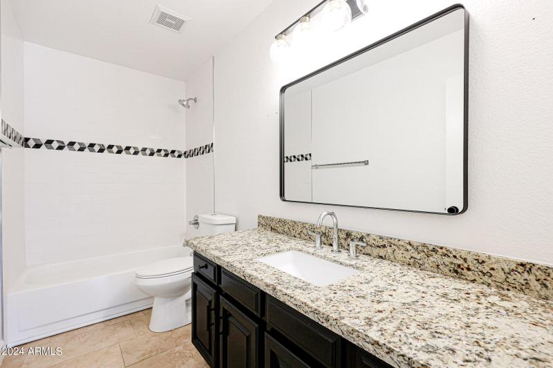 b (9)5423 E Justine Rd