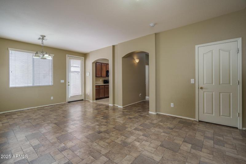 2) GREAT ROOM TO DINING