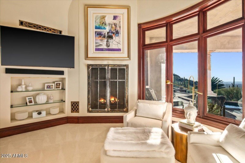 46-Primary Sitting Views